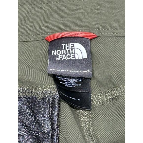 The North Face Men's Green Cargo Shorts size 36 - Picture 4 of 5